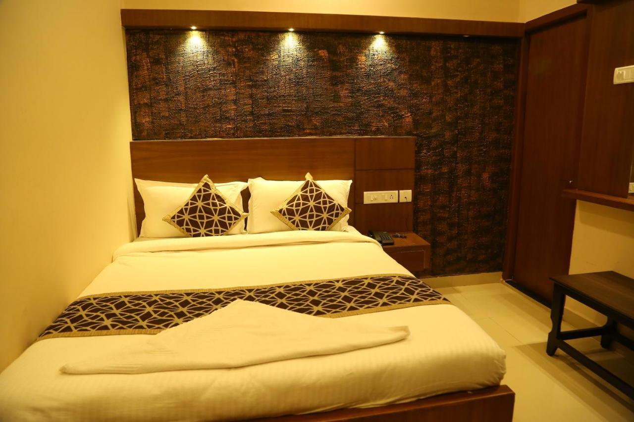 Horizon Inn Madras Buitenkant foto
